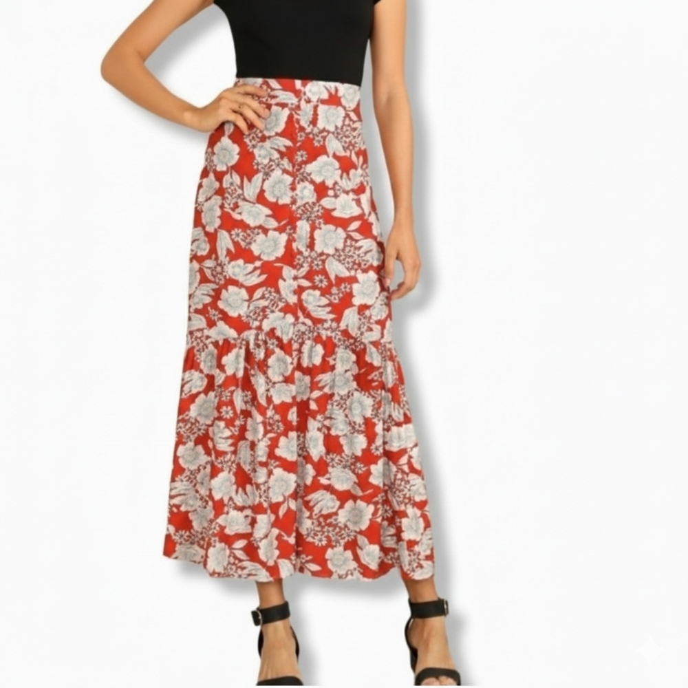 Floral maxi skirt w/button detail - S